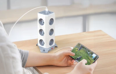 BlitzWolf BW-EC3 bílo-šedý vertikální prodlužovací kabel s 12 zásuvkami