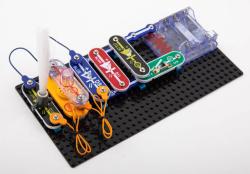 Boffin III. BRICKS Elektronická stavebnice 20 projektů 200 součástek na baterie
