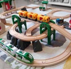 Brio DŘEVO Podpěry kolejí set 2ks doplněk k vláčkodráze (dřevěná hračka)