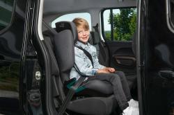 Britax Autosedačka Discovery Plus Space Black