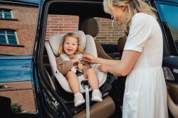 Britax Autosedačka Dualfix 5Z Classic Deep Black