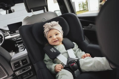 Britax Autosedačka Dualfix M Plus Style Carbon Black
