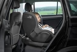 Britax Autosedačka Dualfix Plus Night Blue