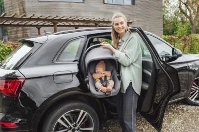 Britax Autosedačka set Baby-Safe Core + Base Midnight Grey