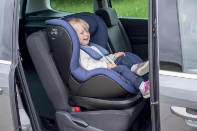 Britax Autosedačka Trifix 2 i-Size Cosmos Black