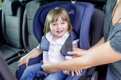 Britax Autosedačka Trifix 2 i-size Night Blue