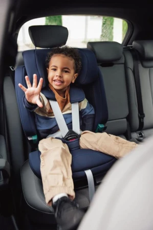 Britax Autosedačka Versafix Space Black