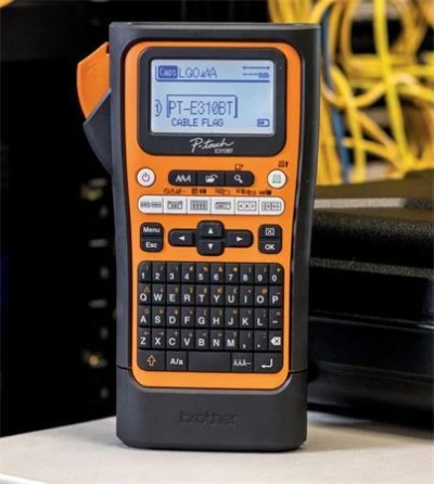 Brother PT-E310BTVP tisk. samolep. štítků, pro pásky 6-18mm + kufr Brother PT-E310BTVP tisk. samolep. štítků, pro pásky 6-18mm + kufr