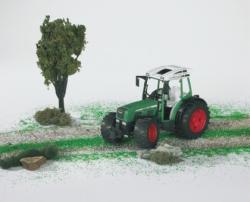 Bruder 02100 (2100) Traktor FENDT Farmer
