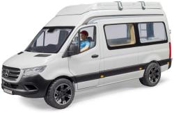 Bruder 02672 Auto Mercedes-Benz Sprinter obytný s řidičem a doplňky