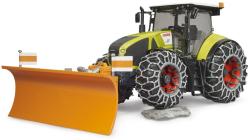 Bruder 03018 Traktor Claas Axion 950 se sněhovými řetězy a radlicí