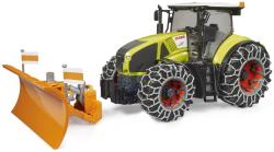 Bruder 03018 Traktor Claas Axion 950 se sněhovými řetězy a radlicí