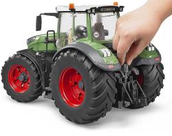 Bruder 04040 Traktor Fendt Vario 1050 model 1:16 plast