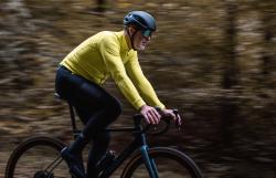 Force CYCLONE čierne cyklistické okuliare, modro-fialové sklo