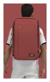 CabinZero Adv 42L Sangria red batoh + sleva 300,- na příslušenství