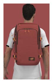 CabinZero Adv Pro 32L Sangria red batoh + sleva 300,- na příslušenství