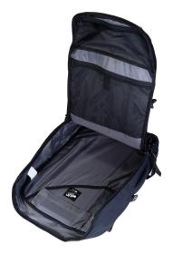 CabinZero Adventure 42L Absolute Black batoh + sleva 300,- na příslušenství