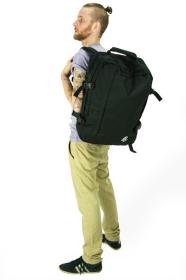 CabinZero Classic Ultra-light Absolute Black batoh