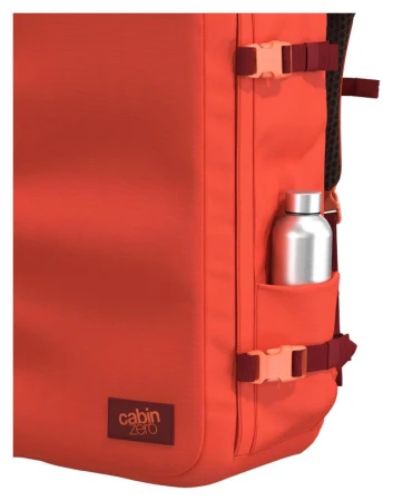 CabinZero Classic Plus 32L Tomato Festival batoh