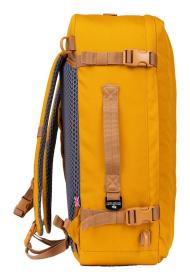 CabinZero Classic Plus 42L Orange Chill batoh + kosmetická taštička zdarma