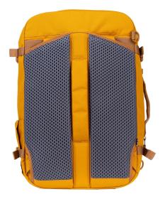 CabinZero Classic Plus 42L Orange Chill batoh + kosmetická taštička zdarma