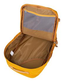 CabinZero Classic Plus 42L Orange Chill batoh + kosmetická taštička zdarma