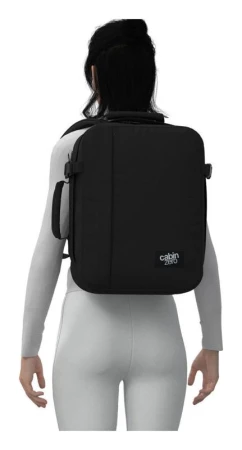CabinZero Classic Tech 28L Absolute black batoh