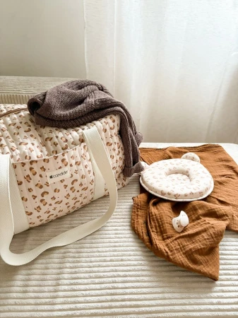 Candide Víkendová taška pro maminky Leopard