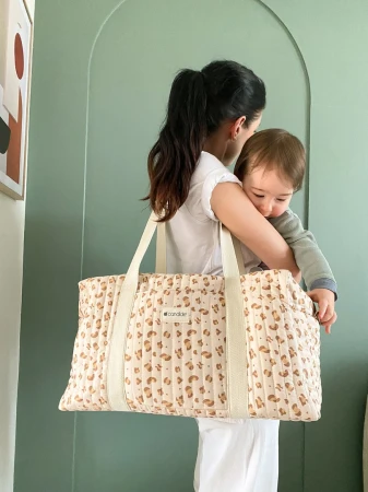 Candide Víkendová taška pro maminky Leopard