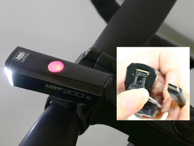 CATEYE HL-EL044RC AMPP200 II černé přední světlo
