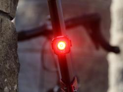 CATEYE Světlo zad. CAT TL-LD830 nano60