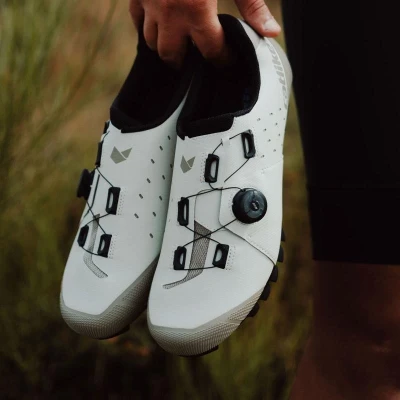 Catlike Whisper X2 MTB Nylon Béžové tretry POUZE EU 38 (VÝPRODEJ)
