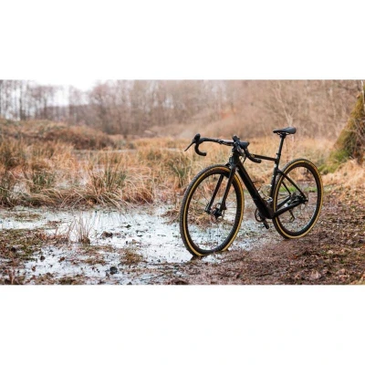 Challenge Gravine Pro Tlr 700x40 Černá/tan Plášť