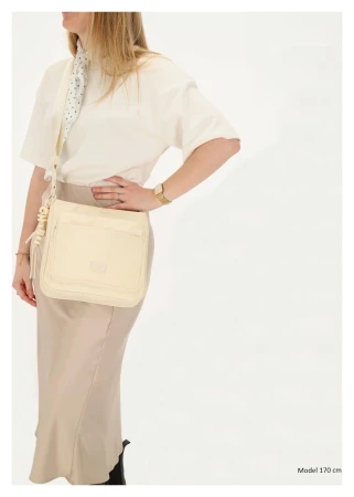 Charm London Seoul 25634 krémová crossbody kabelka