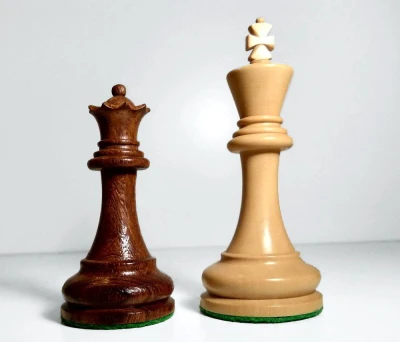 Chopra Přemysl Otakar I. Staunton dřevěné šachové figurky