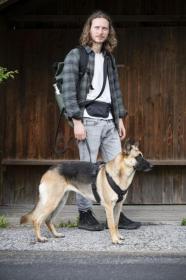 Cocoon ledvinka Travel Waist Wallet RFID phantom black (VÝPRODEJ)