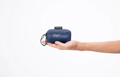 Cocoon Pack Pillow Galaxy Blue nafukovací cestovní polštář do batohu