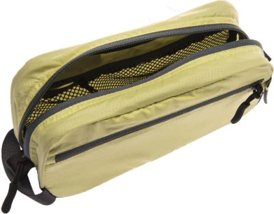 Cocoon On-The-Go Toiletry Kit Light Wild Lime S toaletní taška