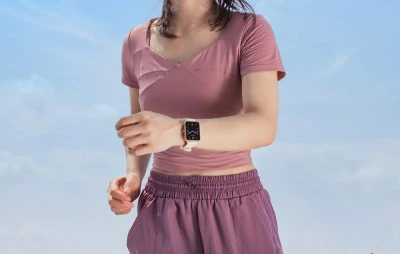 Colmi P20 Smartwatch (Gold)