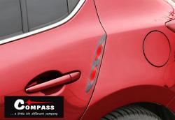 Compass Chránič dveří samolepící DAGGER červený 2ks