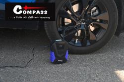 Compass Kompresor 12/230V SPACE digitální se světlem + SOS