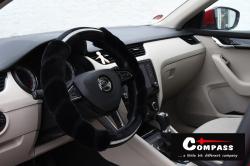 Compass Potah volantu DIAMOND černý