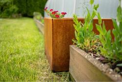 CORGARDEN 1002 Cube Zahradní květináč 40 x 40 x 30 cm, corten