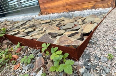 CORGARDEN Urbis 100 x 13 cm corten zahradní obrubník