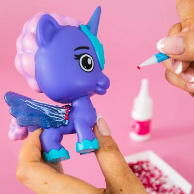 Crystalverse galaktický jednorožec kreativní set s krystaly ke zdobení 3 druhy