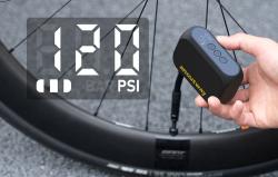 Cycplus AS210 MAX AT1 Max Anoutway mini pumpa na kolo