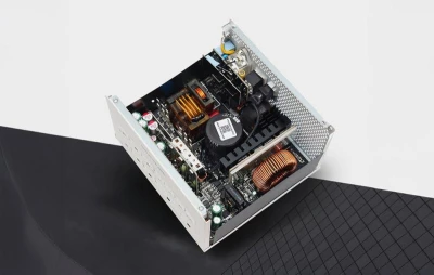 DarkFlash PMT1050 bílý počítačový napájecí zdroj