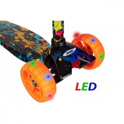 Enero Maxi Scooter Graffiti s LED svítícími kolečky dětská tříkolová koloběžka