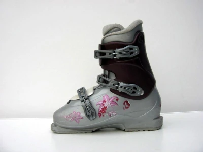 Salomon T3 260 mm dětské použité lyžáky
