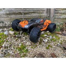 DF models RC auto DirtFighter TR RTR Truck 4WD 1:10 RTR + sleva 300,- na příslušenství